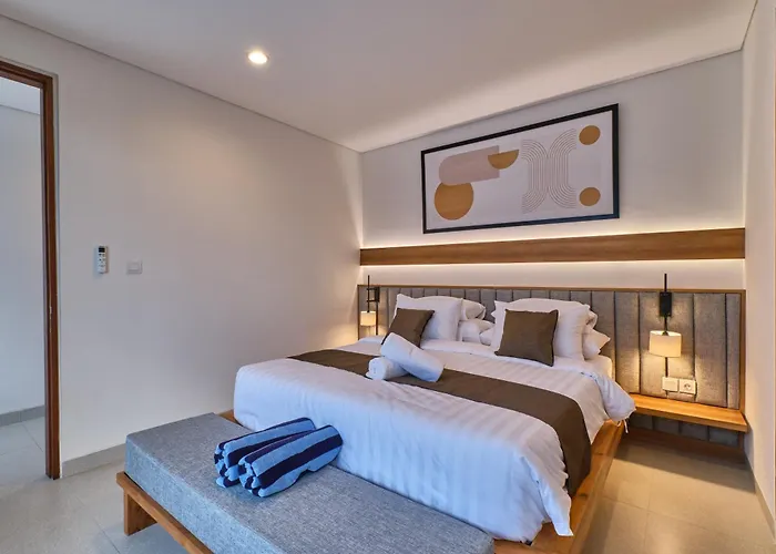 فيلة 3br Modern Private In South *